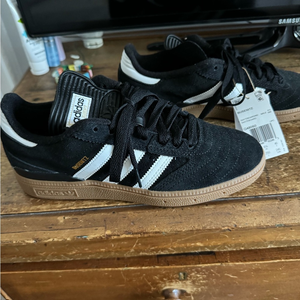 Adidas Busenitz skate sneaker
